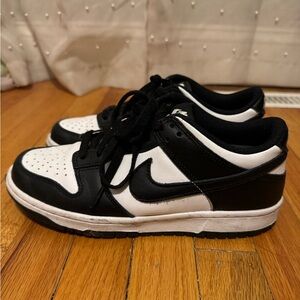 Nike Kids Black and White Sneakers